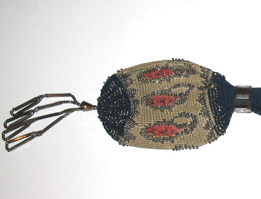 Miser purse from the Study Day talk: 'Yarns of Love and Money' by Barbara Burman: 